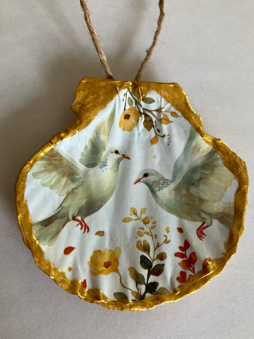 Handcrafted Doves Shell Ornament Decoupage 2-3inch
